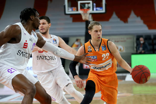 调整很可能 调整很可能