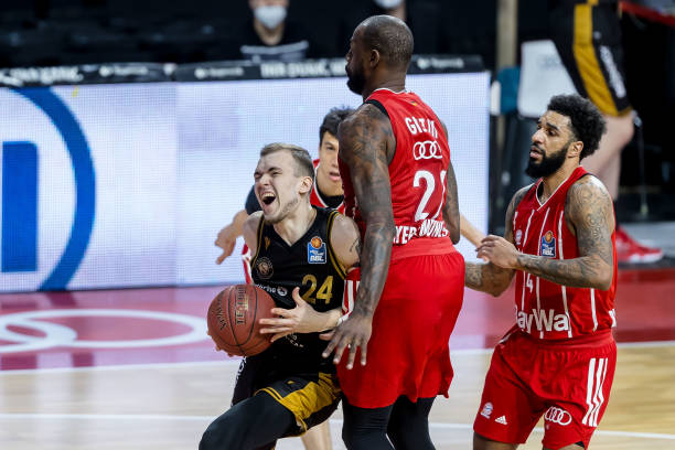 联赛的优秀 联赛的优秀