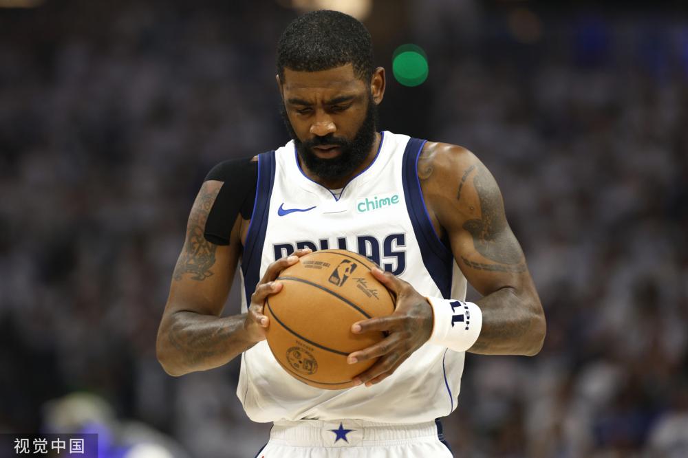 通过中场与 通过中场与